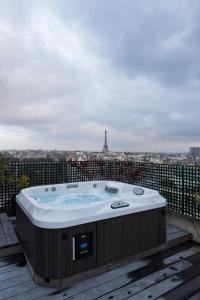 Appartements Veeve - Views of the Eiffel Tower : photos des chambres