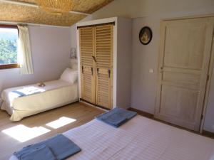 Maisons de vacances Les Figaires : photos des chambres