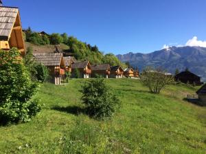 Appartements Hameau Pra Roustan by Godille : photos des chambres