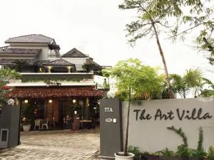 Art Villa - Kampong Telok Kechai