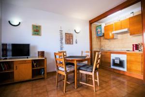 Cozy Apartment in Costa AdejeTorviscas playa