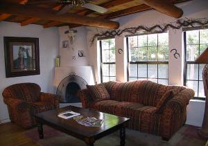 One-Bedroom Cottage with Private Garden  room in Casas de Suenos Old Town Historic Inn