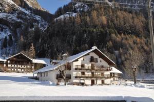 Flora Alpina apartments-Residenza Verdebjo