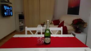 Bonito, luminoso, cerca del mar con Parking