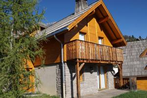 Appartements Hameau Pra Roustan by Godille : photos des chambres