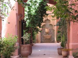 Riad Azenzer hotel, 
Marrakech, Morocco.
The photo picture quality can be
variable. We apologize if the
quality is of an unacceptable
level.