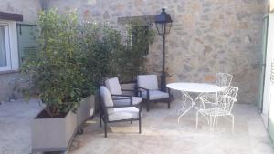 Aux charmes de grasse