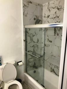 4 bedroom and 3 bath home close to universal studio and Hollywood