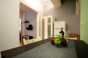 Luxury flat in Kolonaki, 3’ Metro