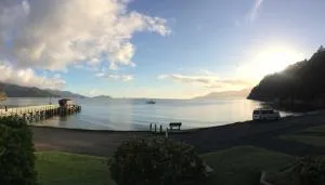 French Pass Beachfront Villas - Elmslie Bay