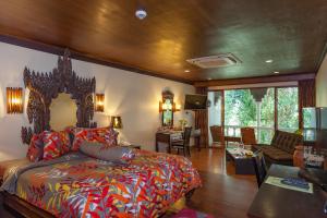 Tropica Bungalow Beach Hotel
