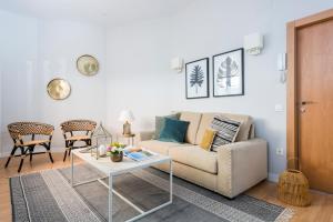 Two Bedroom Duplex Apartment with Terrace room in Genteel Home Trinidad Grund