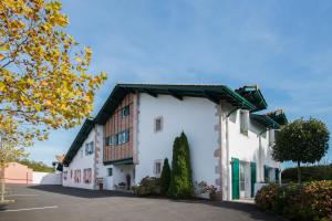 B&B / Chambres d'hotes Maison d'hote Iparra- Pays Basque : photos des chambres