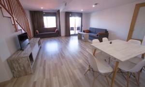 Apartment - Split Level room in Apartaments Ponent