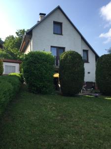 Alena Hutarova -Chalupa Bzince pod Javorinou