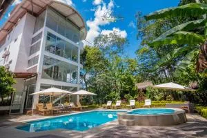 La Floresta Tarapoto Hostal - Куско