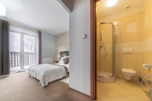 Nefryt - 600 m od PKP, duży parking, lodówka, czajnik, balkon,