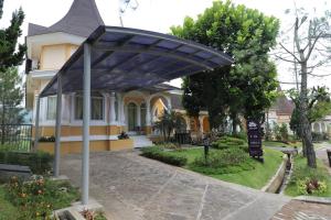 Diyar Villas Puncak NB33