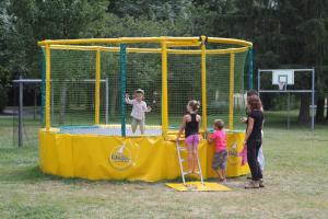 Campings Camping Les Vernieres La Bourboule Sancy : photos des chambres