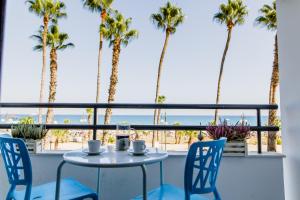Studio with Sea View room in Krasas Beach Apts