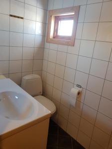 Knutebu Two-Bedroom Cottage