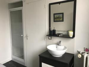Appartements Appartement Les Acanthes 2ch Poitiers centre : photos des chambres