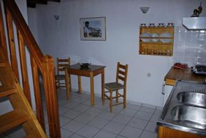 Athina Apartments Skopelos Greece