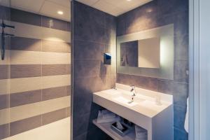 Hotels Mercure Cherbourg Centre Port : photos des chambres