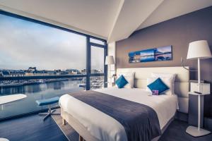 Hotels Mercure Cherbourg Centre Port : photos des chambres