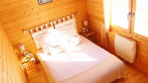 Les Chalets De Lozzi : photos des chambres