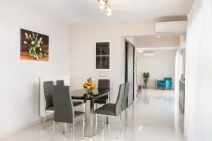 Jasmine - Dhaskalianá