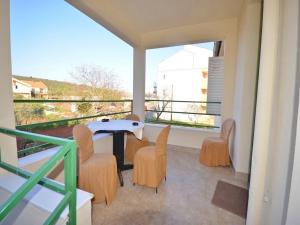 Apartments & Rooms Boris