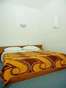 Apartments & Rooms Boris