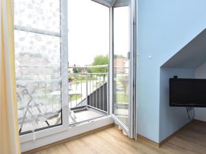 Splendid Apartment in Pepelow near Sea