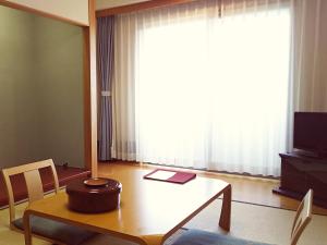 Deals On New Hartpia Senami In Murakami Promotional Room - 