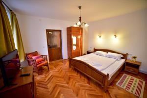 Thalia Apartment