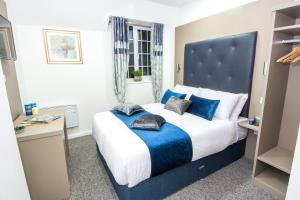 Double Room room in Abbey Hotel