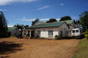 Masaka Backpackers, Tourists Cottage & Campsite