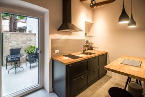 Studio Bluestone 