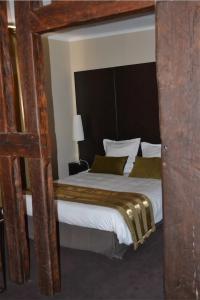 Hotels Le Saint-Jacques : photos des chambres