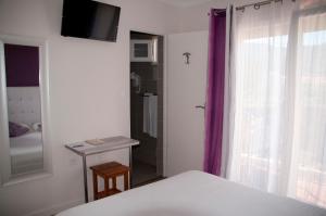 Hotels Hotel Bleu Azur : photos des chambres