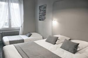 Hotels Le Comte Rouge : photos des chambres