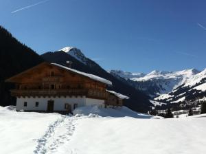 Alpenbauernhaus Vorderbrandthof - 4hvězdičkové hotely ve městě Saalbach Hinterglemm