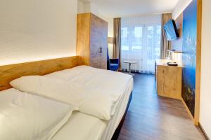 Single Room room in Alpen Resort Hotel