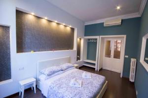 Stazione San Pietro 20 Apartment