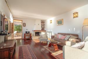 Hedera Estate, Hedera A17