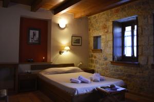 Tower House-Triple Room