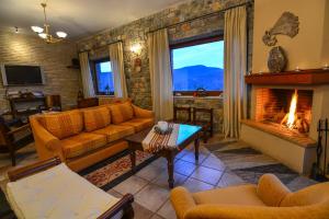 Karyatis Resort Orini-Korinthia Greece