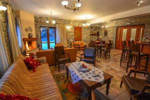 Karyatis Resort Orini-Korinthia Greece