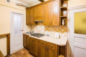 Apartment Krakivska 15